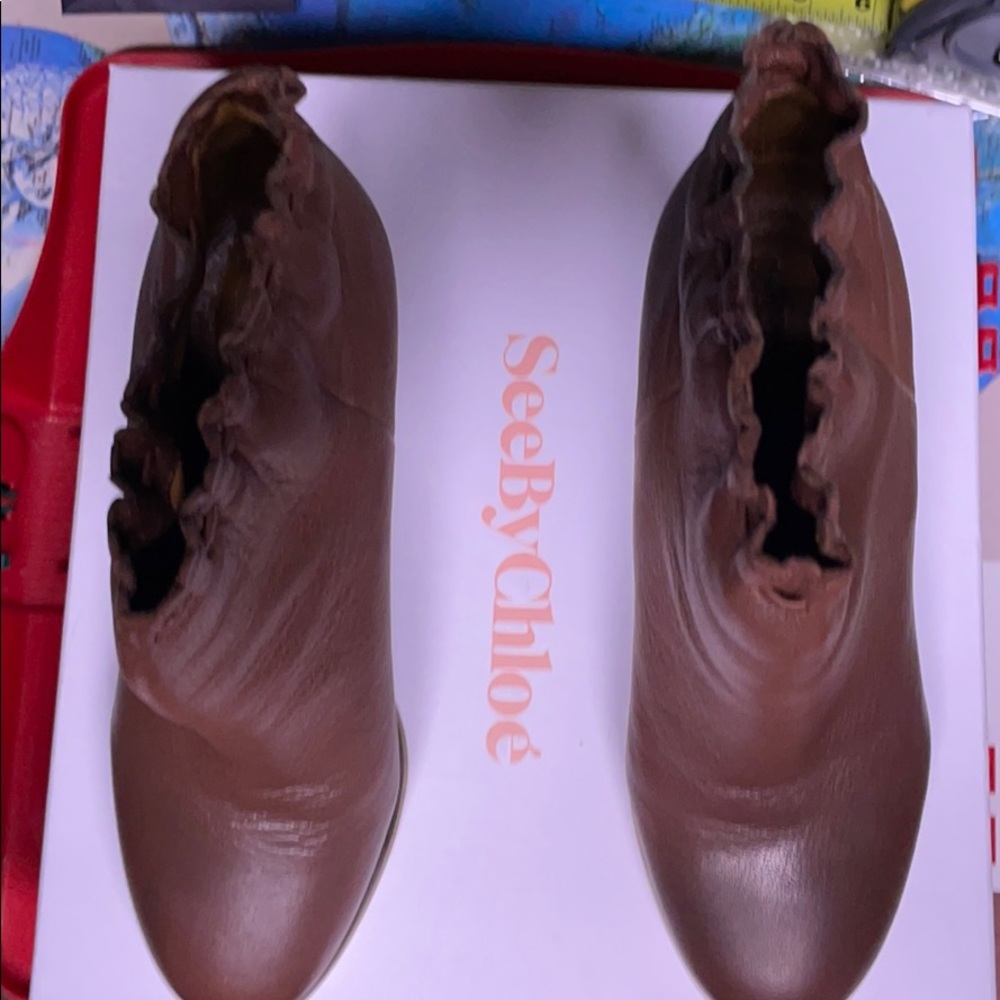 See Chloe 4” bootie Dk Brown -EUC